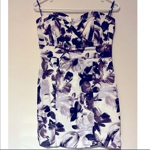 Forever 21 strapless floral mini dress size Medium